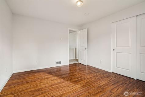 11839 79th Avenue S Seattle WA 98178