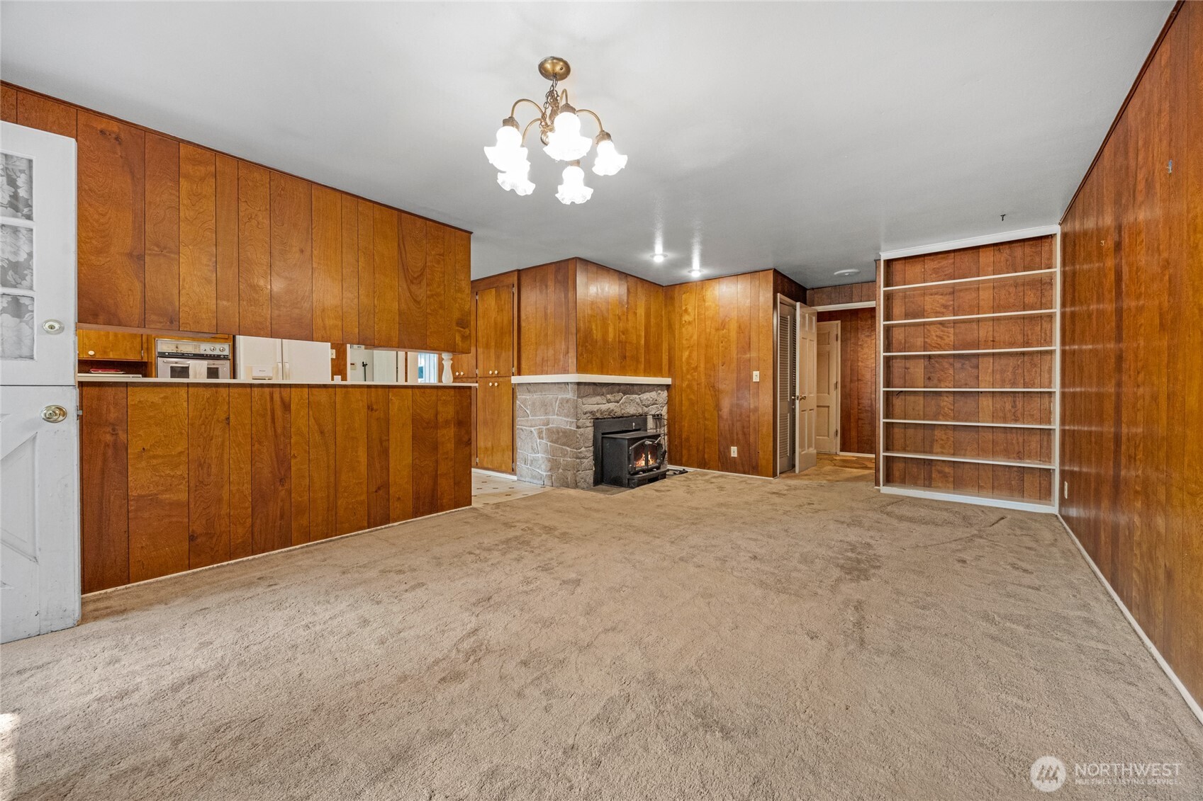 19331 37th Avenue NE Lake Forest Park WA 98155