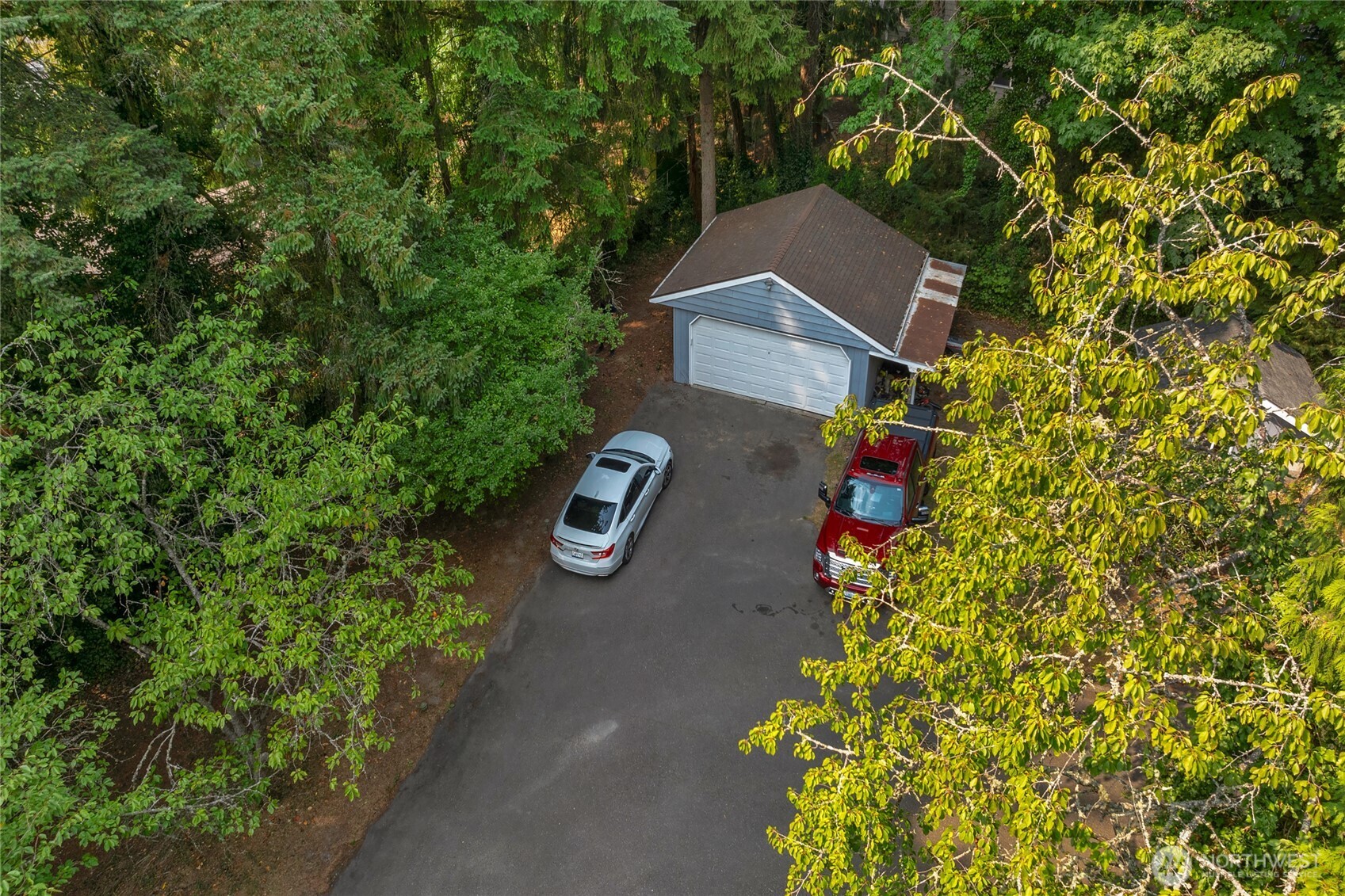 19331 37th Avenue NE Lake Forest Park WA 98155