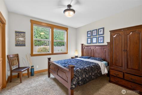 866 Kalispell Drive La Conner WA 98257