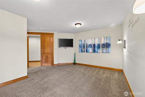 866 Kalispell Drive La Conner WA 98257