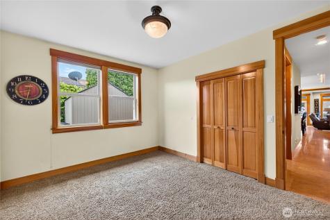 866 Kalispell Drive La Conner WA 98257
