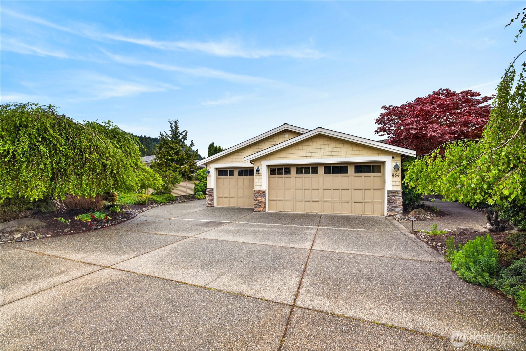 866 Kalispell Drive La Conner WA 98257
