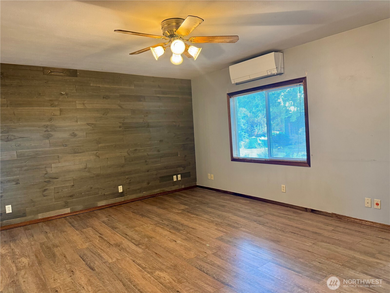 405 NW Dellah Avenue Wilbur WA 99185