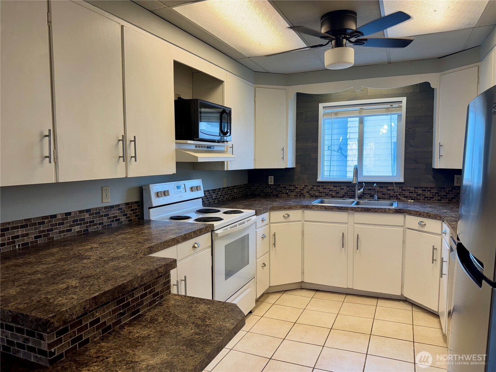 405 NW Dellah Avenue Wilbur WA 99185