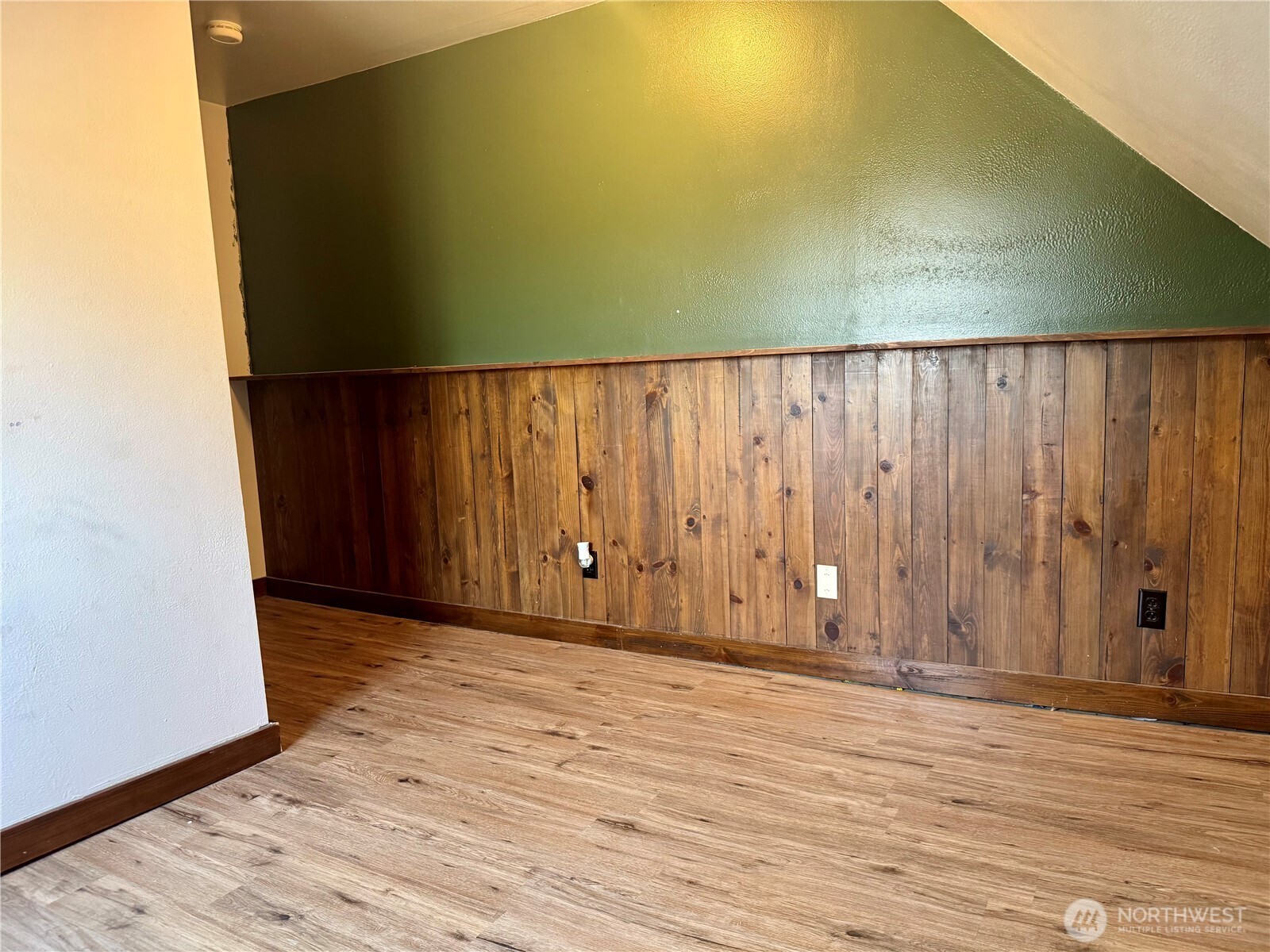 405 NW Dellah Avenue Wilbur WA 99185