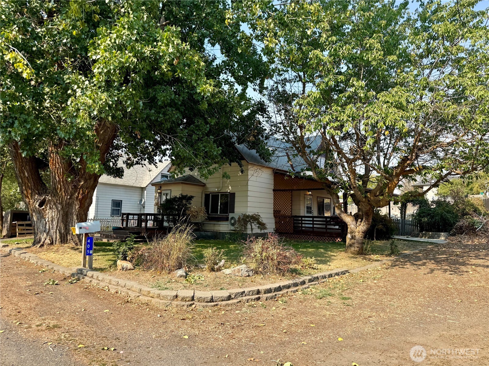405 NW Dellah Avenue Wilbur WA 99185