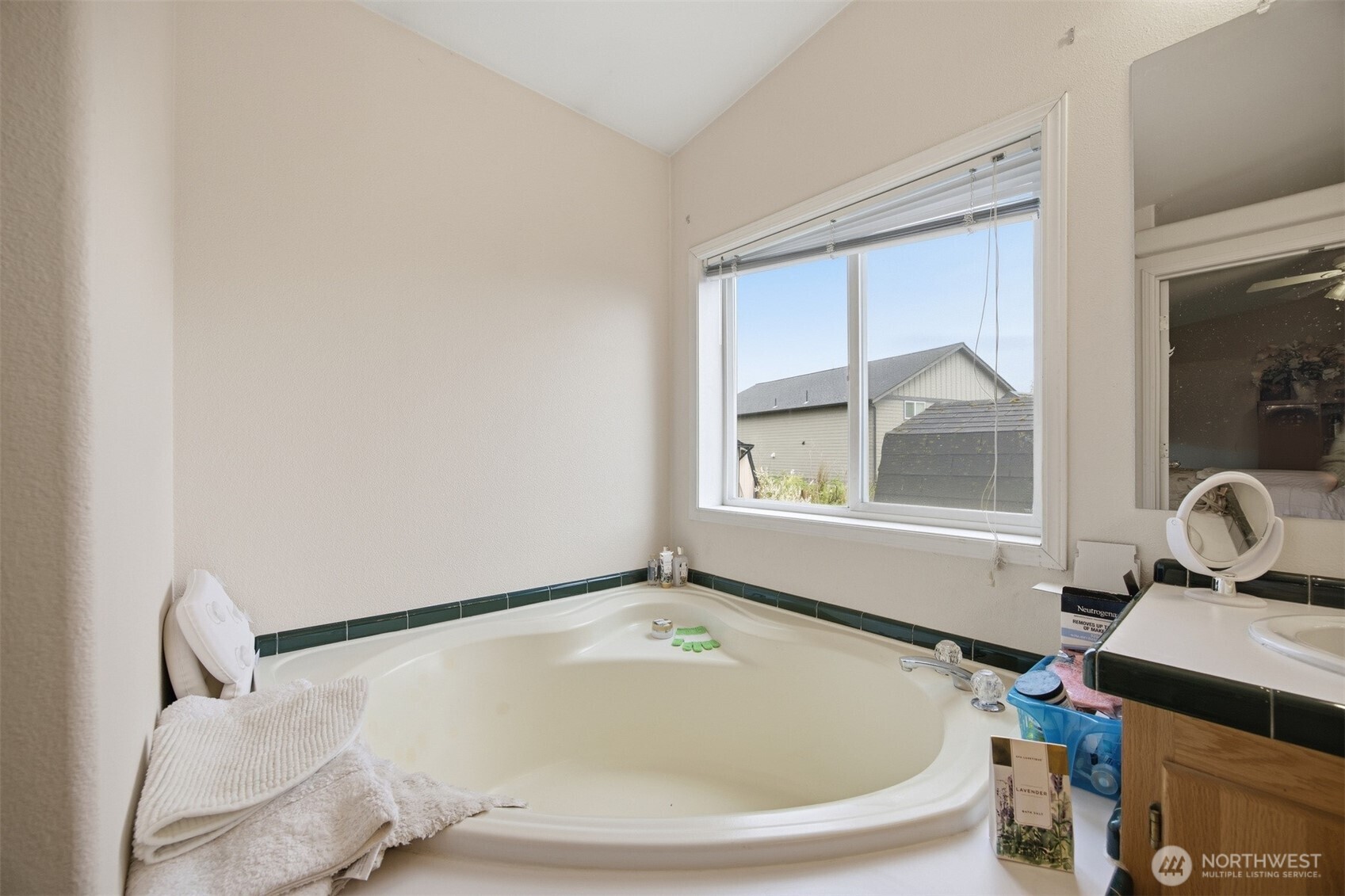 380 E Pole Road Lynden WA 98264