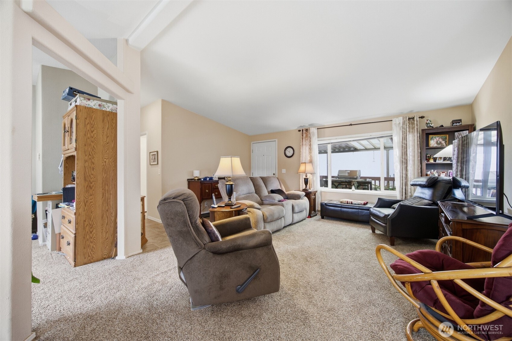 380 E Pole Road Lynden WA 98264