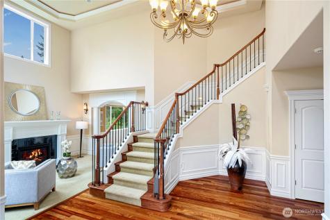 15025 SE 43rd Street Bellevue WA 98006