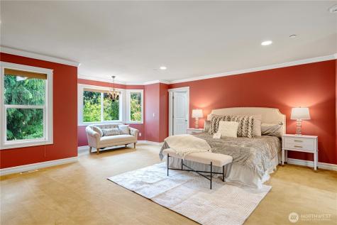 15025 SE 43rd Street Bellevue WA 98006