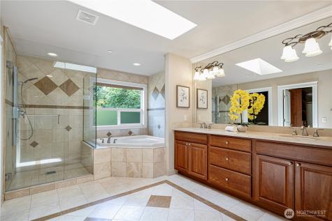 15025 SE 43rd Street Bellevue WA 98006