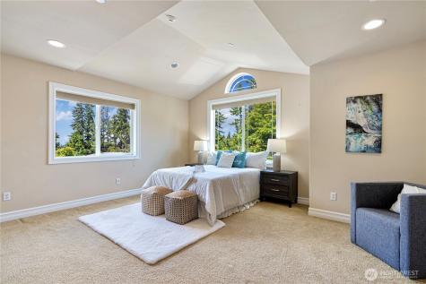 15025 SE 43rd Street Bellevue WA 98006