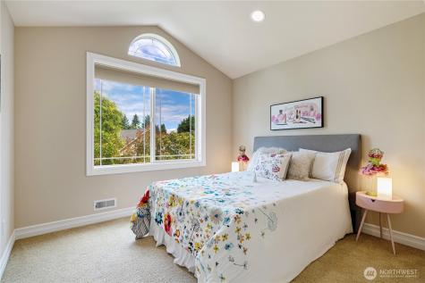 15025 SE 43rd Street Bellevue WA 98006