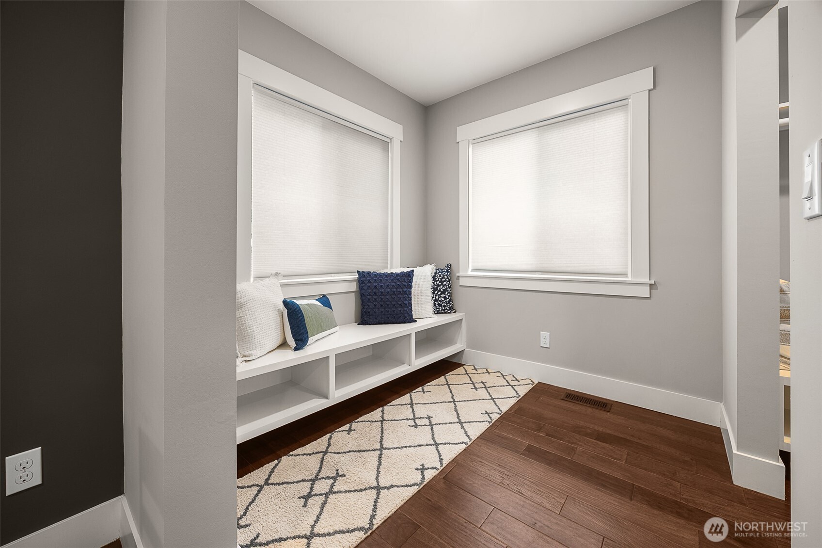 814 23rd Avenue E Seattle WA 98112