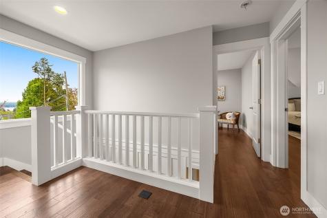 814 23rd Avenue E Seattle WA 98112