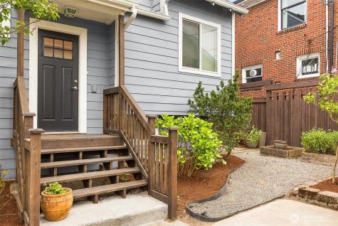 814 23rd Avenue E Seattle WA 98112