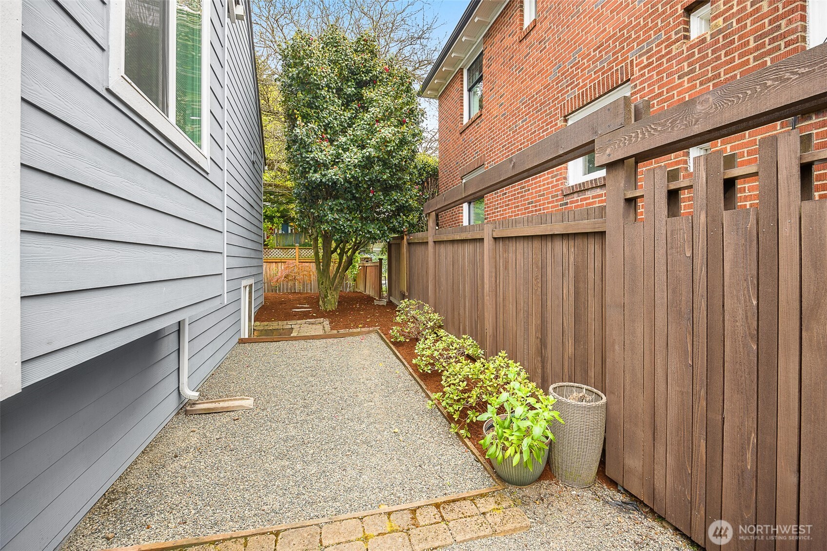 814 23rd Avenue E Seattle WA 98112