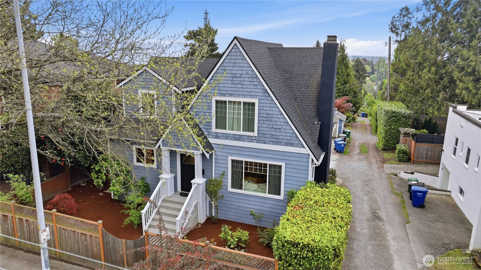 814 23rd Avenue E Seattle WA 98112