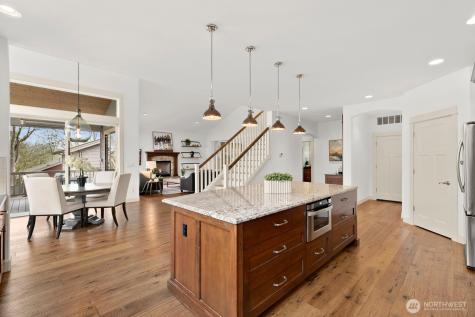9026 NE 127th Place Kirkland WA 98034