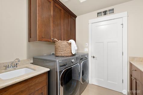 9026 NE 127th Place Kirkland WA 98034