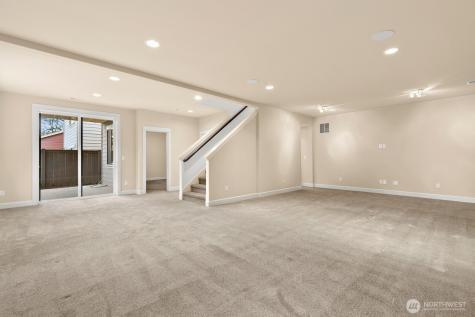 9026 NE 127th Place Kirkland WA 98034