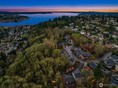 9026 NE 127th Place Kirkland WA 98034