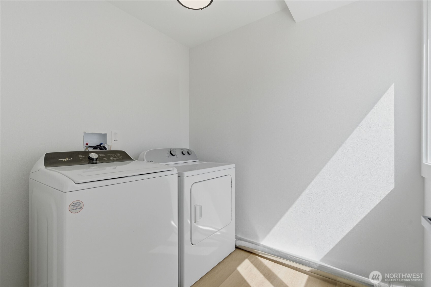2103 S 249th Street Kent WA 98032