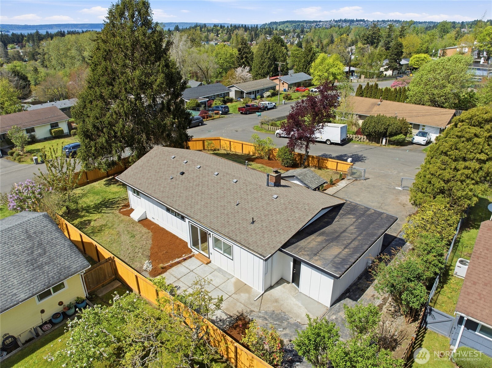 2103 S 249th Street Kent WA 98032