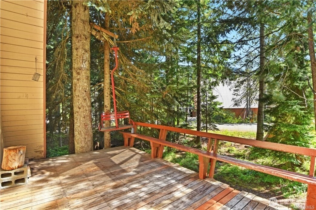 10 Olson Drive N Snoqualmie Pass WA 98068
