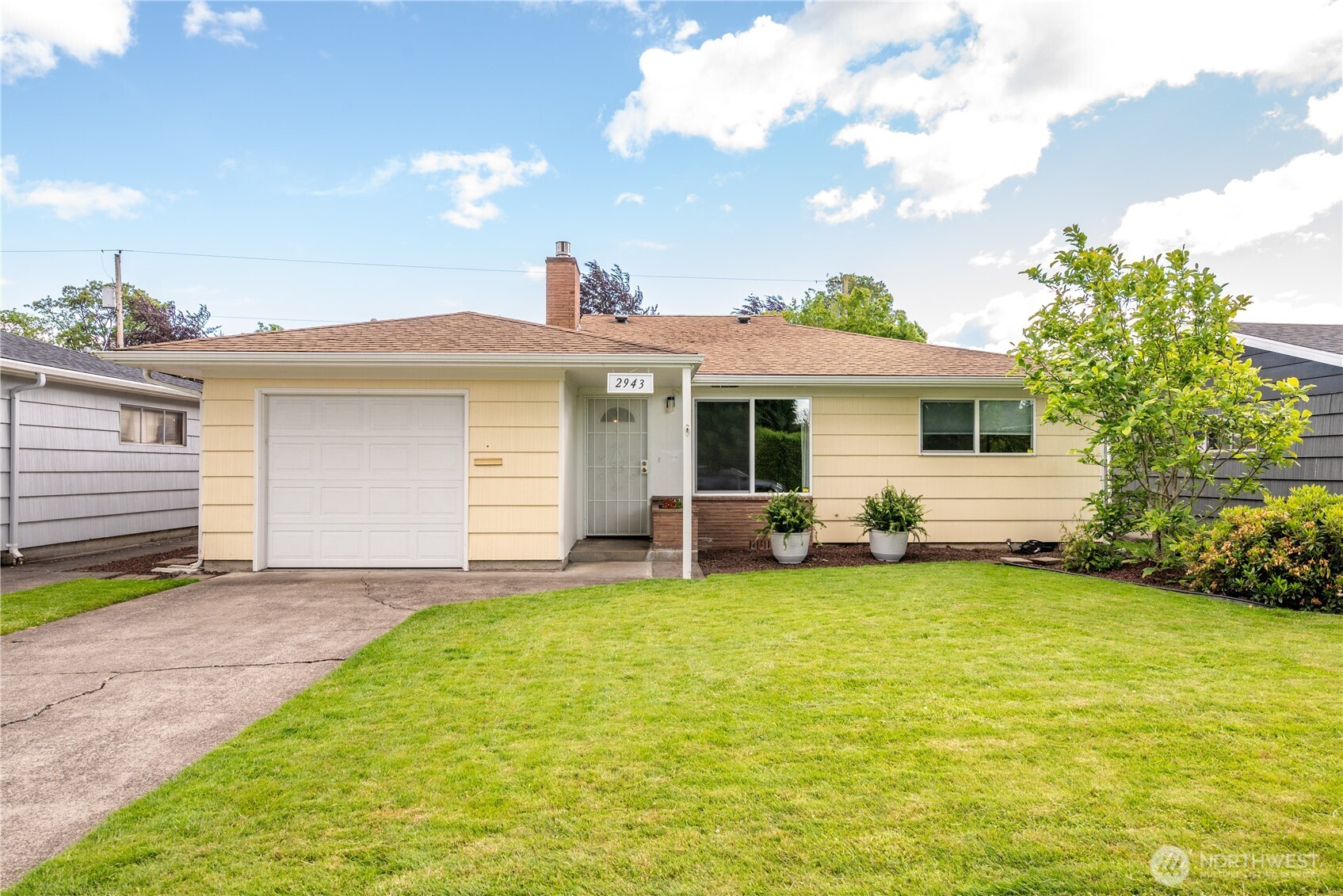 2943 Magnolia Street Longview WA 98632
