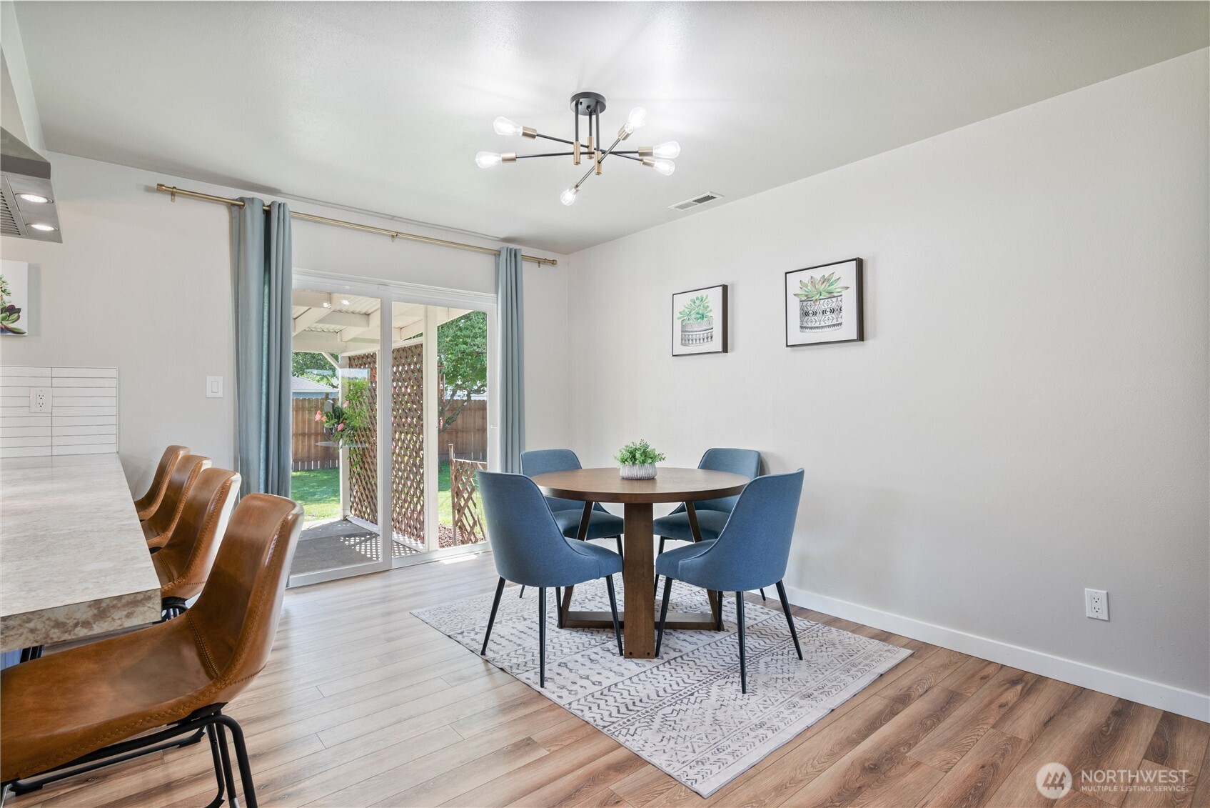 2943 Magnolia Street Longview WA 98632