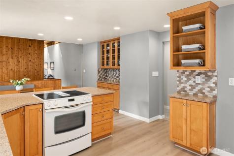 19522 NE 181st Street Woodinville WA 98077