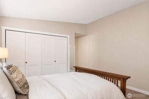 19522 NE 181st Street Woodinville WA 98077