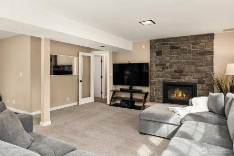 19522 NE 181st Street Woodinville WA 98077