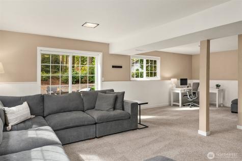 19522 NE 181st Street Woodinville WA 98077