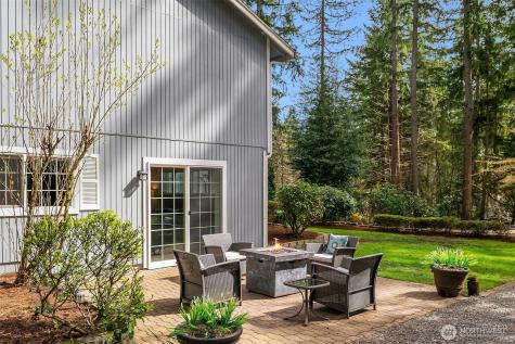 19522 NE 181st Street Woodinville WA 98077