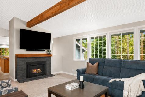 19522 NE 181st Street Woodinville WA 98077