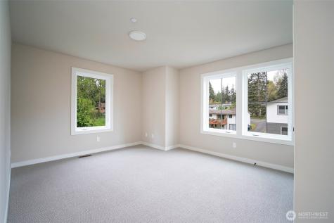 12812 NE 65th Lane Kirkland WA 98033