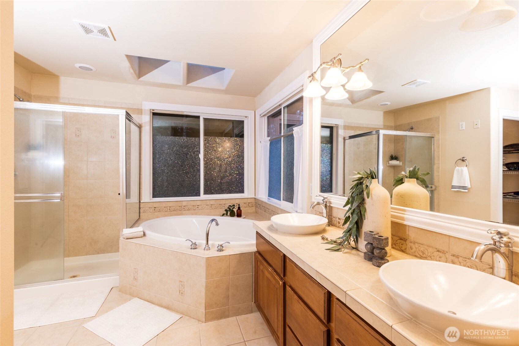 12159 SE 307th Place Auburn WA 98092