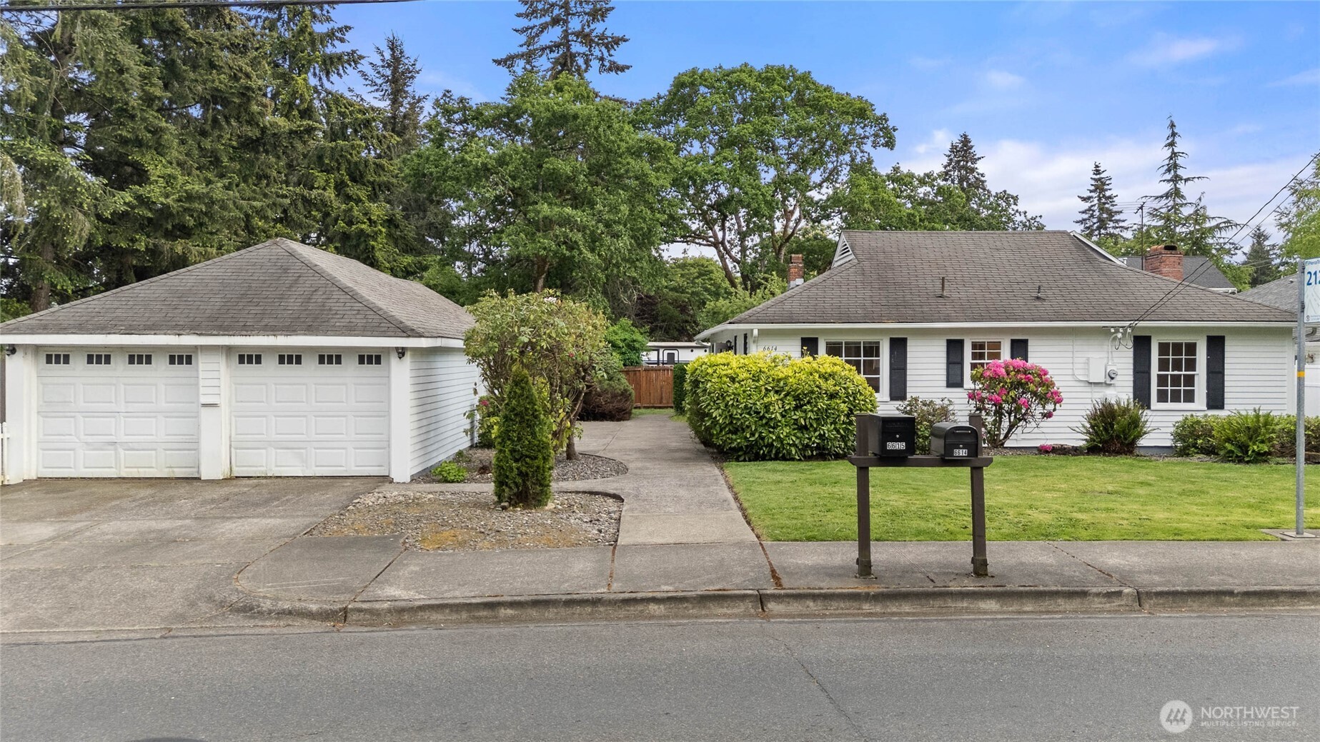 6614 100th Street SW Lakewood WA 98499