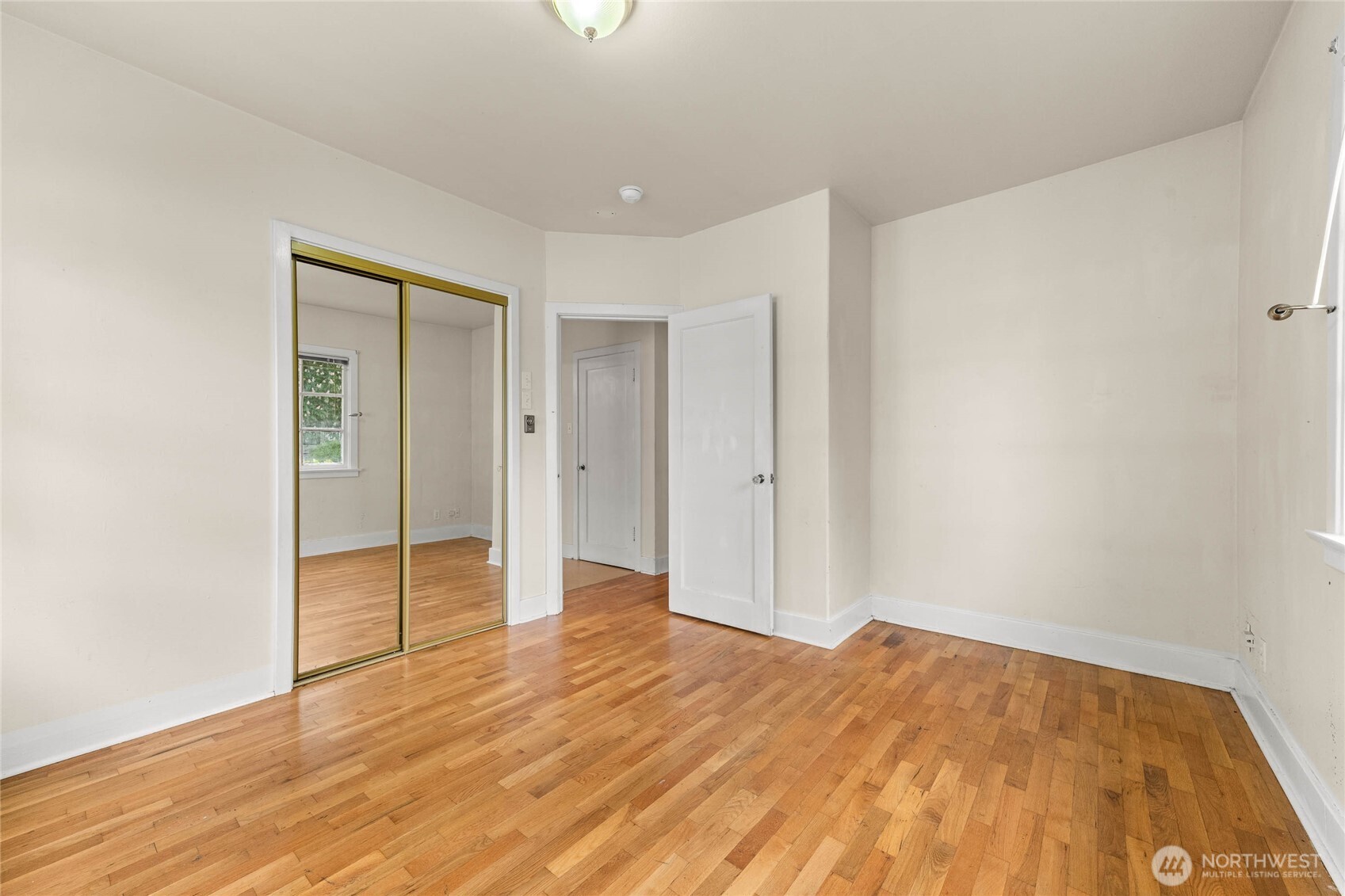 6614 100th Street SW Lakewood WA 98499