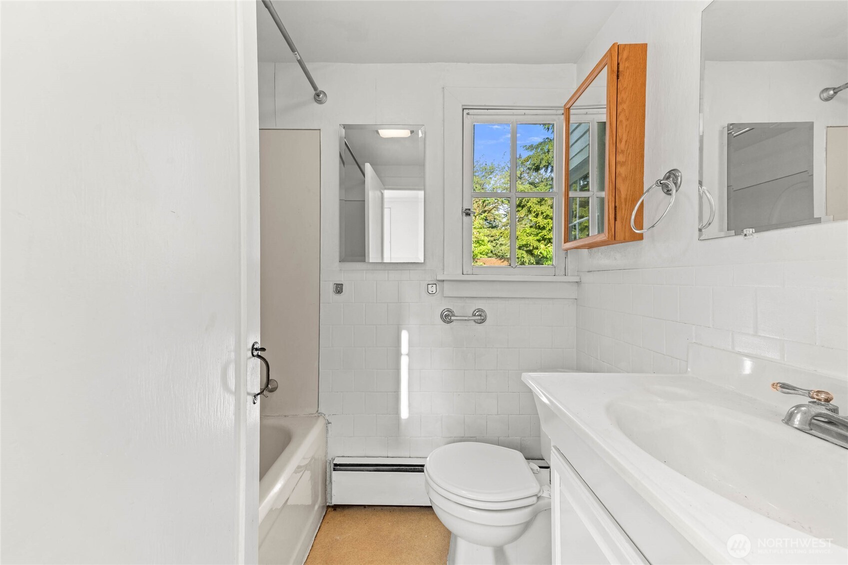 6614 100th Street SW Lakewood WA 98499