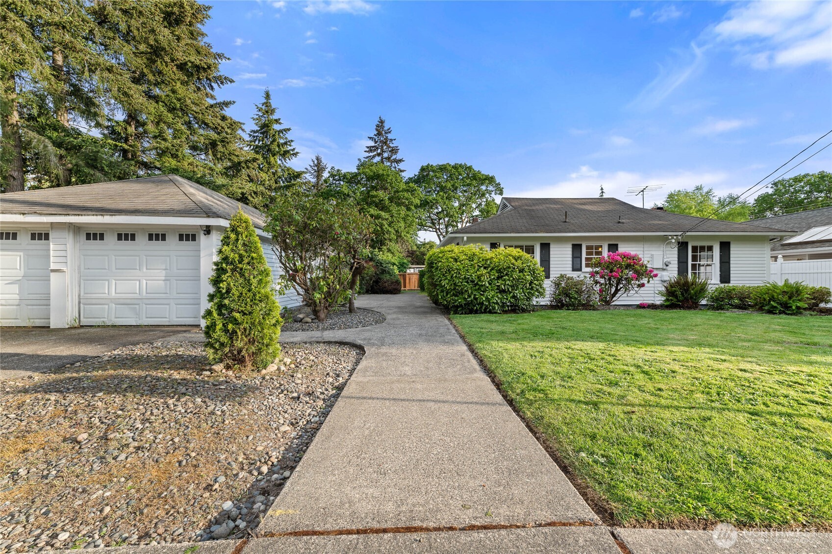 6614 100th Street SW Lakewood WA 98499