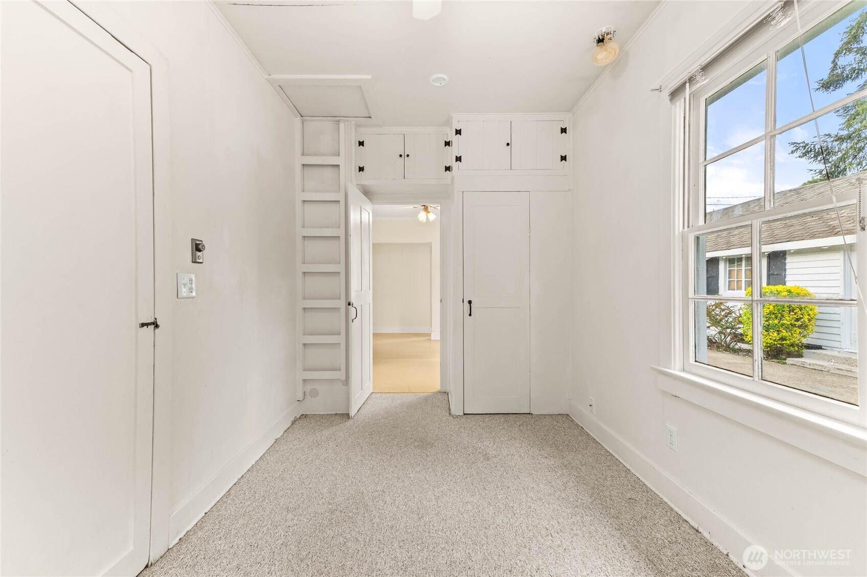 6614 100th Street SW Lakewood WA 98499