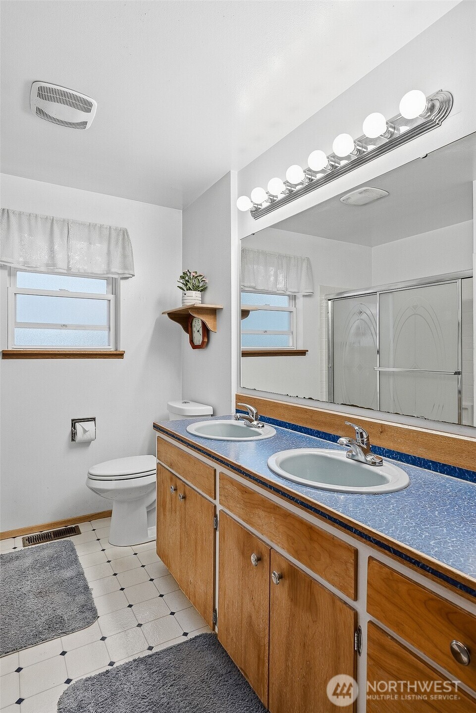 4510 237th Place SW Mountlake Terrace WA 98043