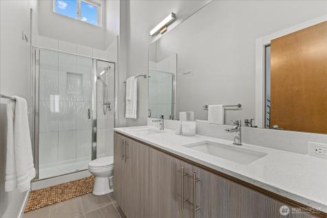 6249 8th Avenue NW Seattle WA 98107