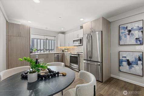 6249 8th Avenue NW Seattle WA 98107