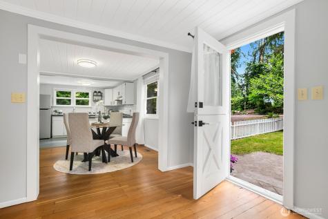 14841 88th Avenue NE Kenmore WA 98028