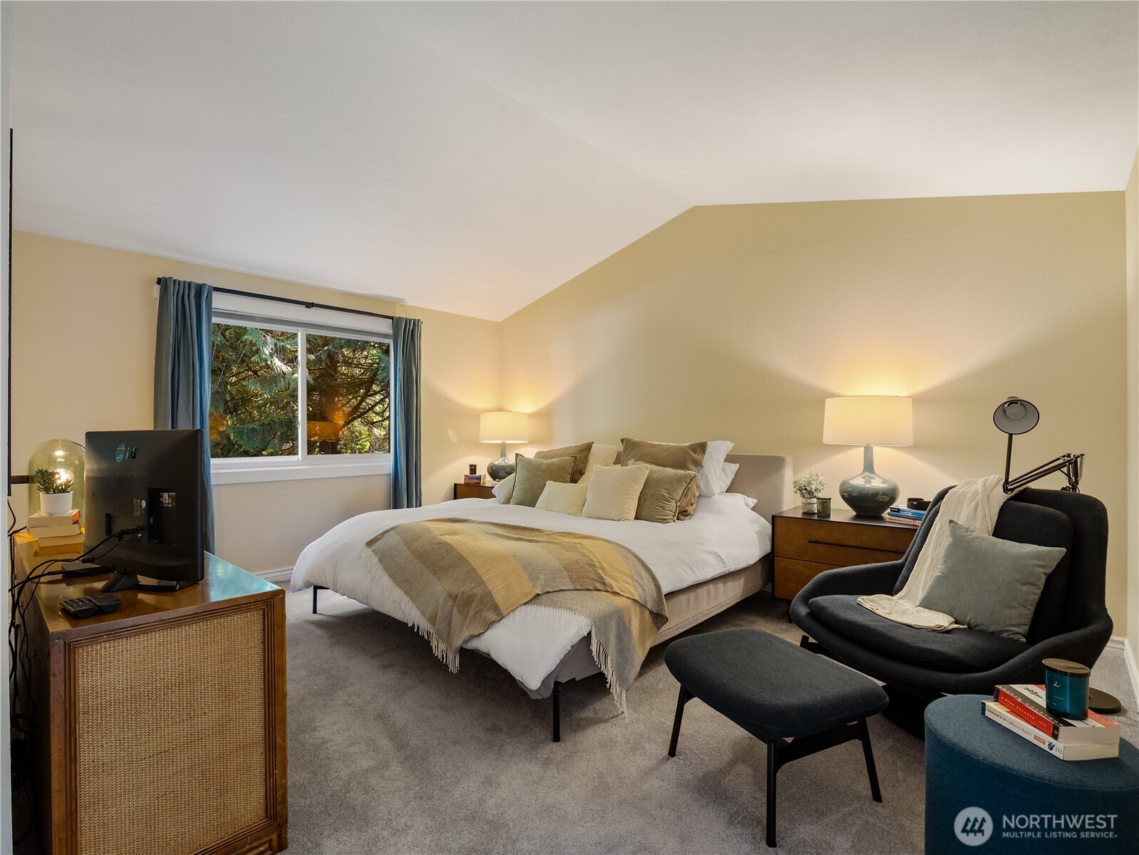 3726 219th Avenue SE Sammamish WA 98075